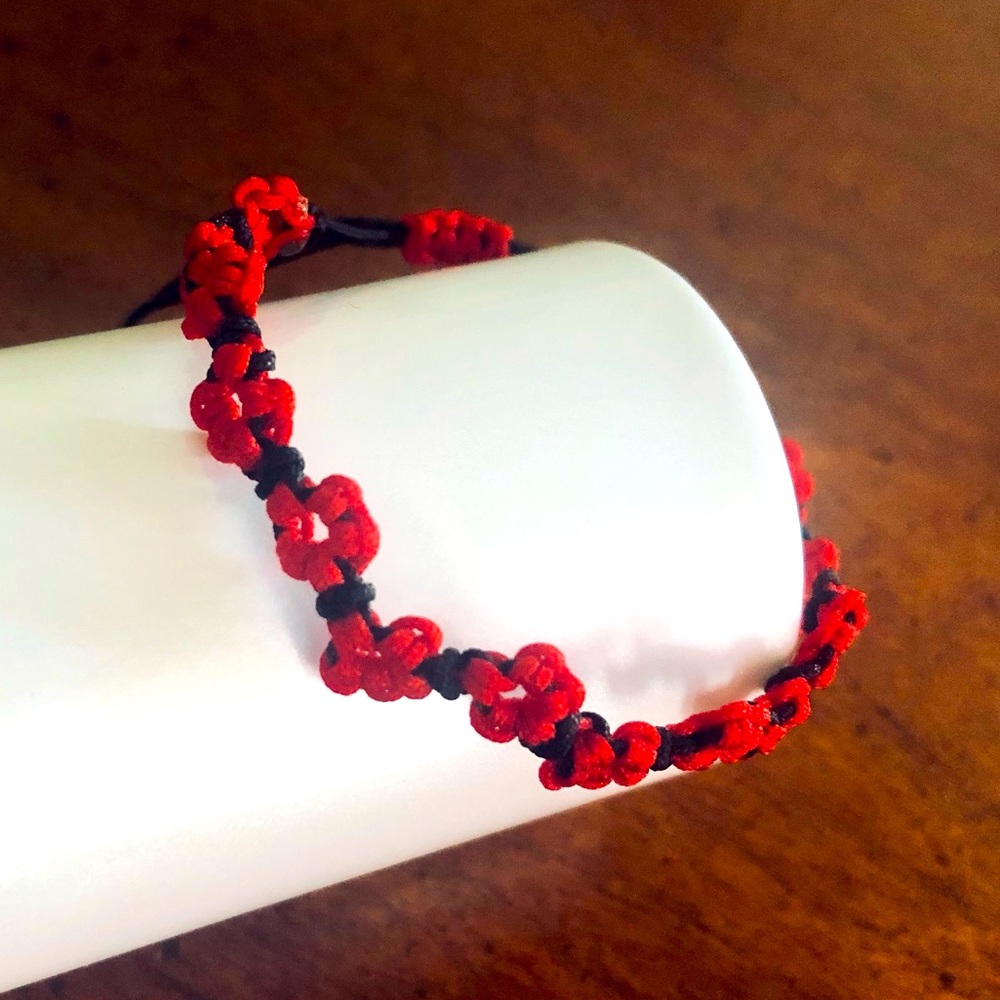 Hand Made Red Flower 🌺 Adjustable Bracelet